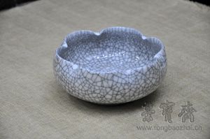 荷葉影青筆洗
